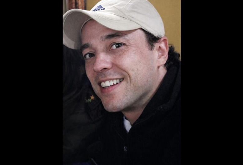 Funerária São Carlos informa o falecimento de Ramon Mattos Câmara aos 45 anos 