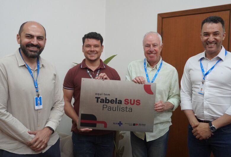 Santa Casa recebe placa da Tabela SUS Paulista