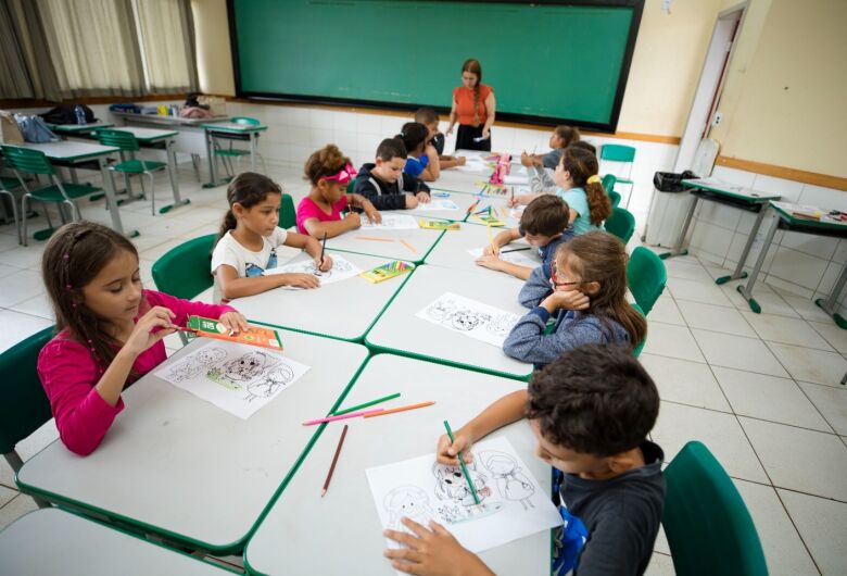 Prefeitura abre inscrições para processo seletivo de professores em 2026