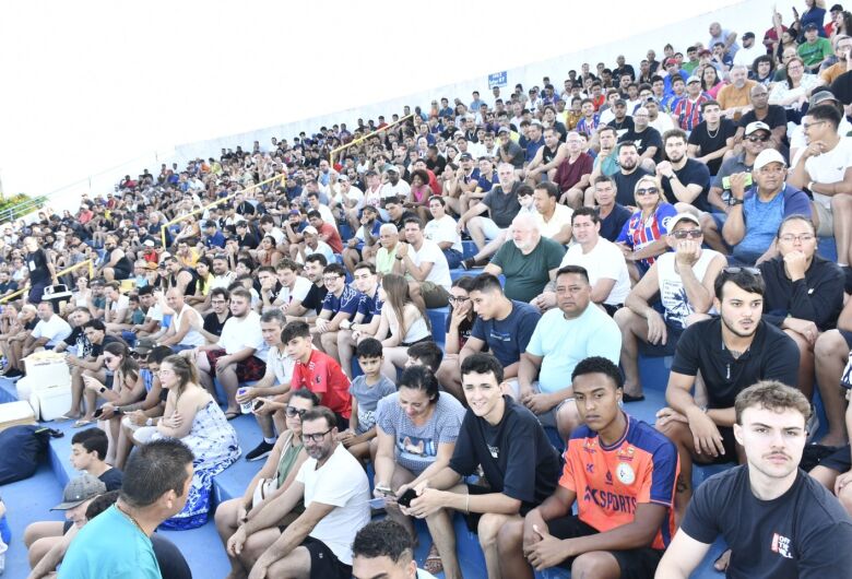 Santos e Ferroviária se enfrentam no Luisão pela Copa São Paulo nesta quarta