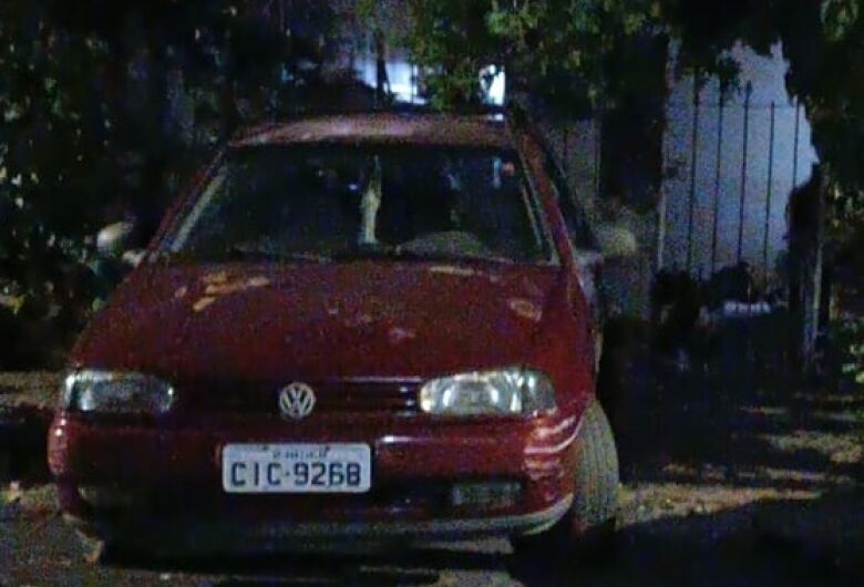 Parati é furtada no Centro e proprietário pede ajuda