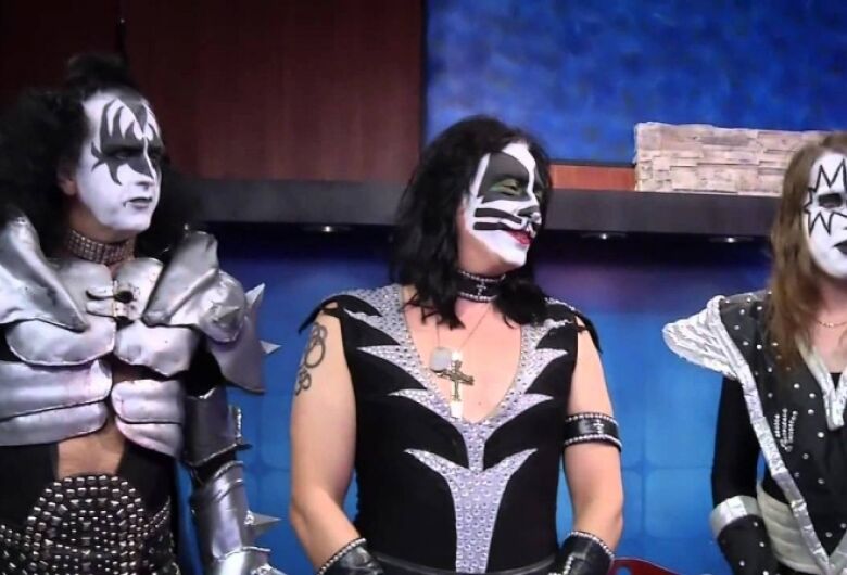 Maior cover do Kiss no Brasil se apresenta em São Carlos neste sábado