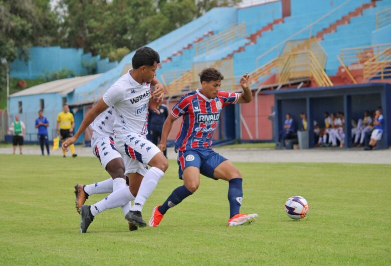 Invicto, Grêmio empata com o Ecus fora de casa e continua líder do Paulistão