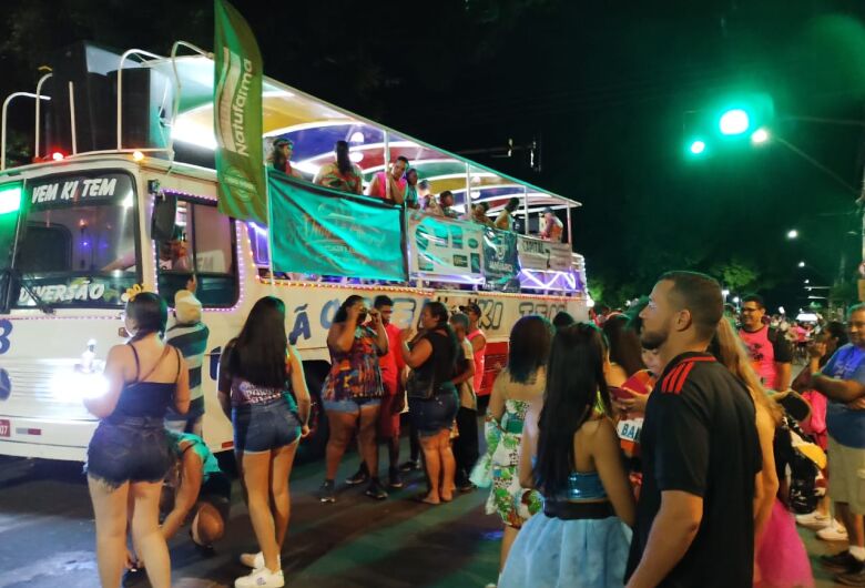 CarnaPorto 2026 tem início na quinta-feira com tradição e alegria na avenida