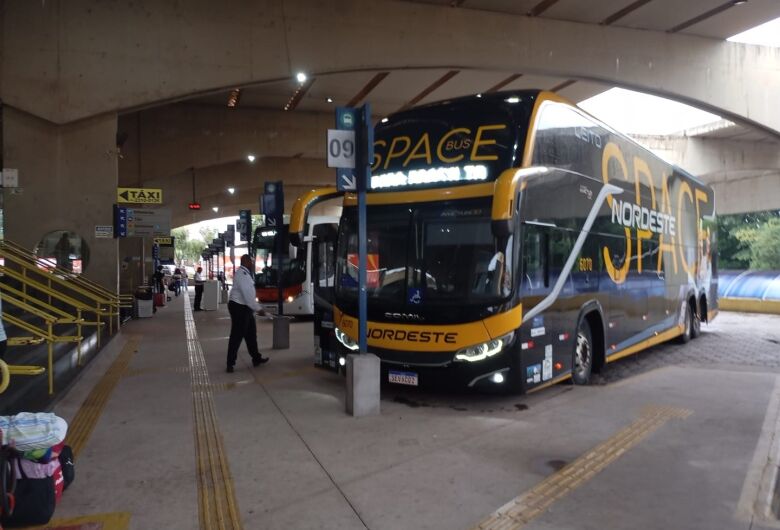 Ausência de universitários provoca queda no movimento do Terminal Rodoviário