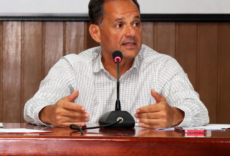 FRANCESCONI JÚNIOR: "Falta política industrial, um 'Plano Safra' para o setor fabril"