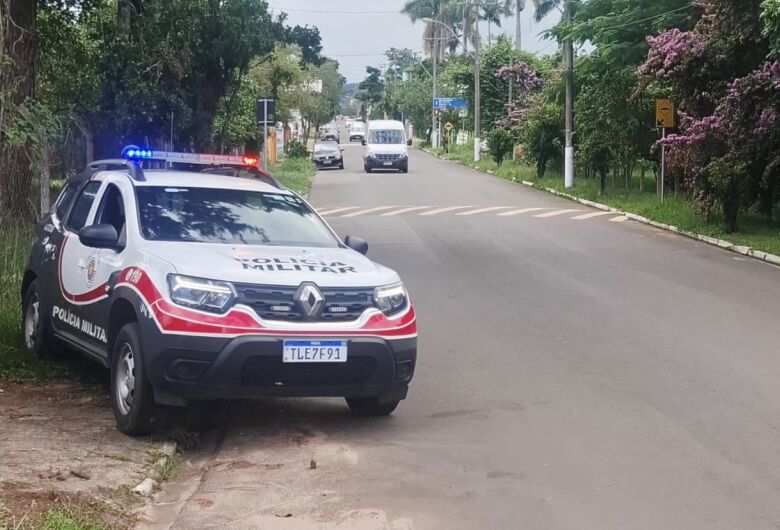 Polícia Militar prende homem em flagrante por violência doméstica 