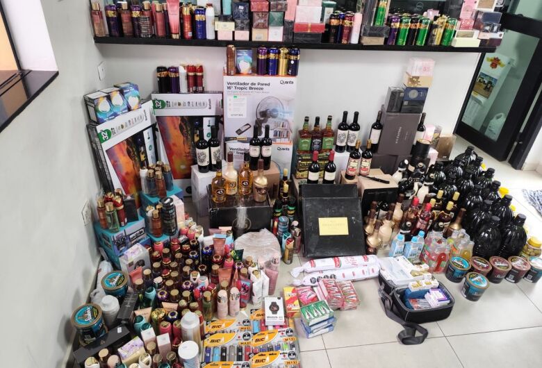 TOR apreende mercadorias e medicamentos contrabandeados do Paraguai em São Carlos