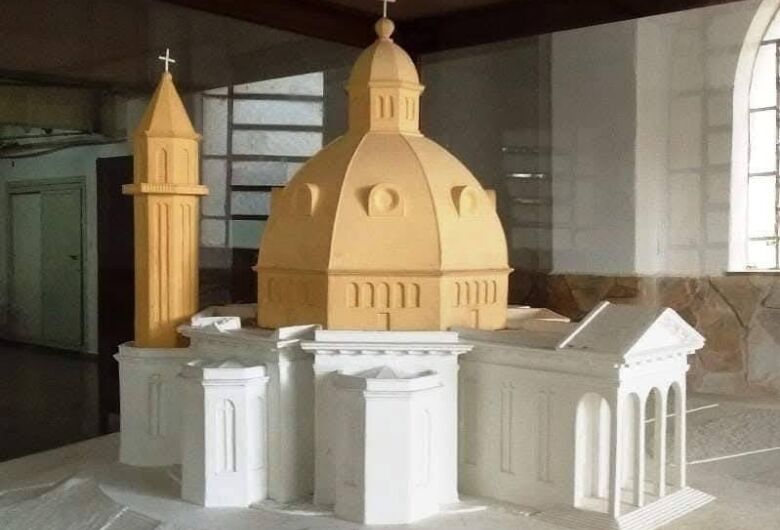 Maquete da Catedral completa 80 anos
