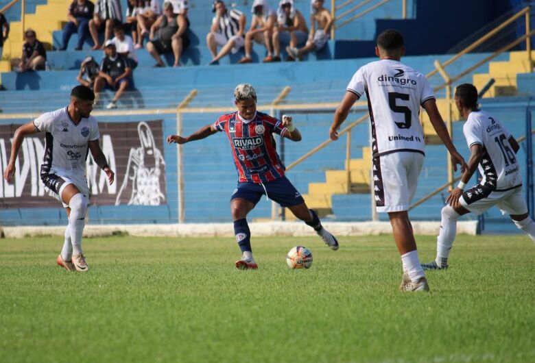 Grêmio São-Carlense vence o Comercial e mantém invencibilidade na A4