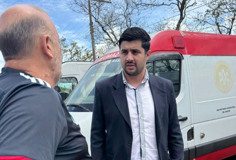 Vereador Bruno Zancheta visita serviço de transporte da saúde e aponta melhorias