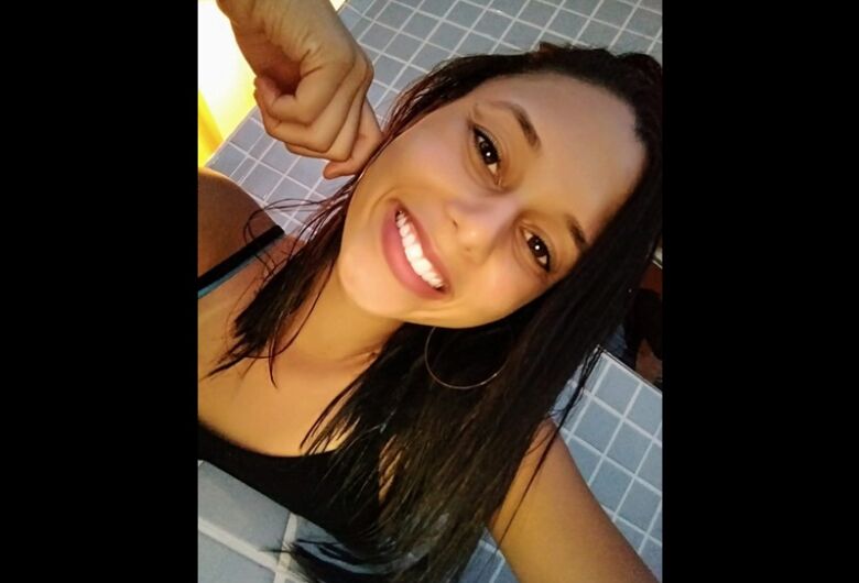 Grupo Vida informa o falecimento de Ana Beatriz de Oliveira Paiva aos 26 anos