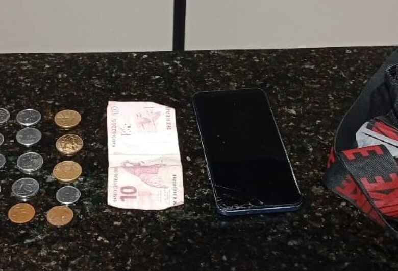 GCM prende homem por tráfico de drogas no Jardim Icaraí, em Ibaté