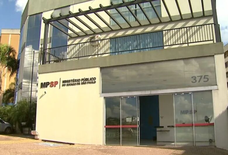 Prefeito, Câmara e Ministério Público discutem ajustes na lei do motofrete em São Carlos