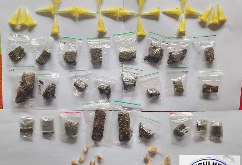 Guarda Municipal apreende drogas após homem fugir em Ibaté