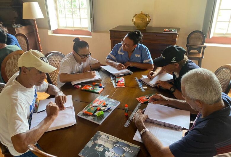 São Carlos inicia primeira turma de alfabetização da EJA na zona rural, na Fazenda Pinhal