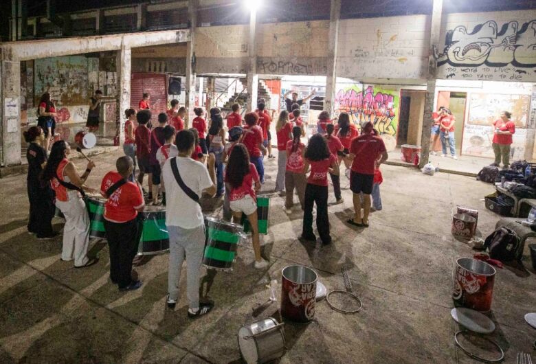 Blocos intensificam preparativos para o Carnaval de São Carlos