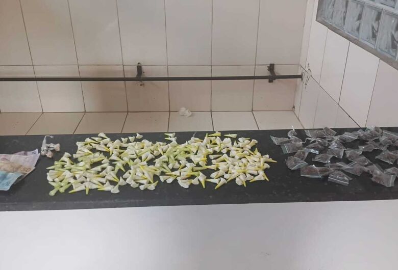 Homem é preso por tráfico de drogas no Jockey Clube