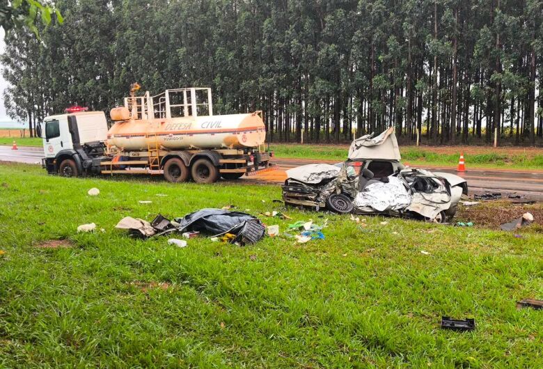 Identificadas as vítimas que morreram em grave acidente na SP-215, em Dourado