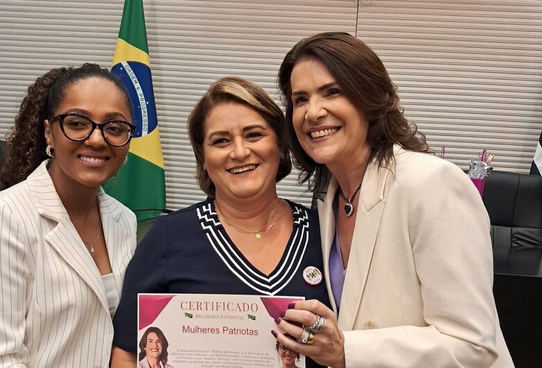 PL Mulher realiza encontro e recebe vereadora de Americana