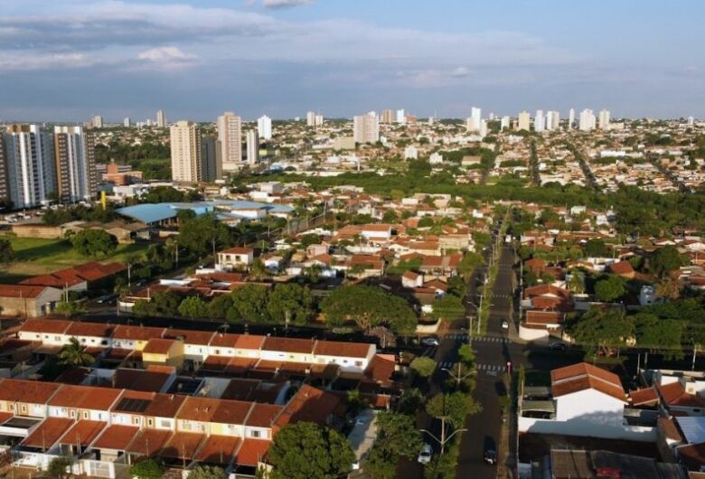 Região Central gera 1.215 empregos em janeiro de 2026