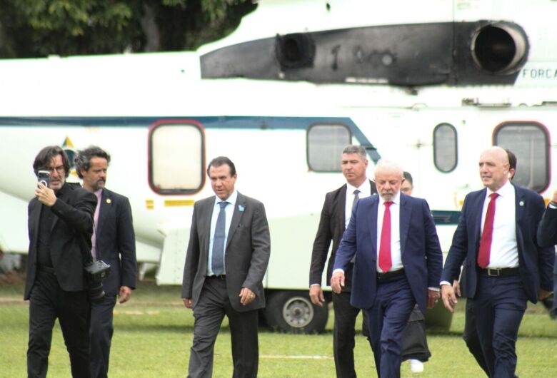 Lula chega ao HU da UFSCar para inaugurar ampliação da unidade 