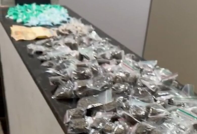 Força Tática prende homem com grande quantidade de drogas no Romeu Tortorelli