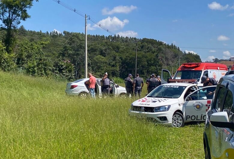 Veja o que se sabe sobre roubo que terminou em confronto com a PM e morte de suspeito em São Carlos