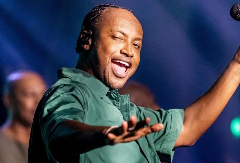 Começa venda de ingressos para show da turnê "Bem Black" de Thiaguinho em São Carlos