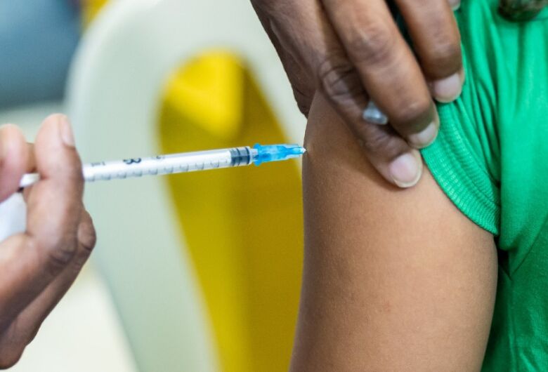 Cobertura vacinal contra HPV fica abaixo da meta entre adolescentes em São Carlos