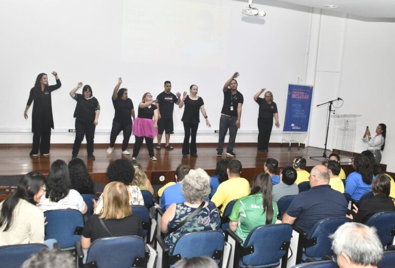 Evento em São Carlos destaca inclusão e protagonismo de pessoas com síndrome de Down