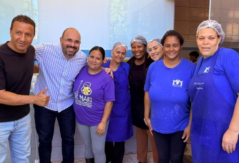 Prefeito visita creche Nosso Lar e destaca importância do atendimento à primeira infância