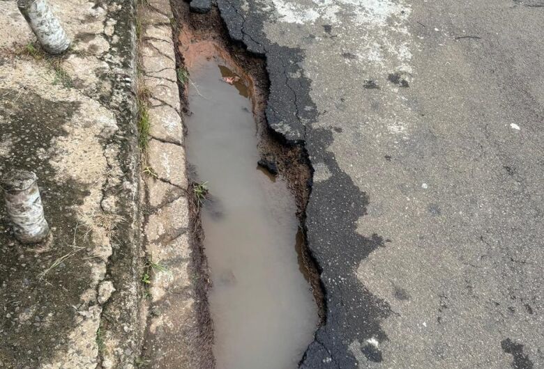 Jùlio Cesar reforça pedido por manutenção nas ruas