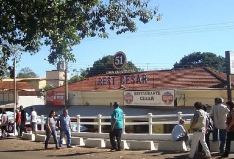 Desocupação de restaurantes em Cachoeira de Emas é suspensa temporariamente pela Justiça