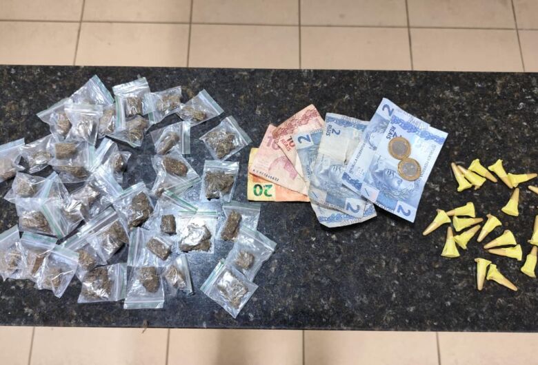 Tráfico de drogas no Planalto Verde termina com jovem detido em São Carlos