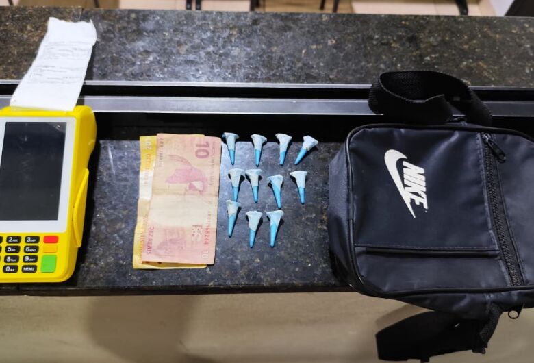 Adolescente é apreendido por tráfico de drogas em operação policial no CDHU