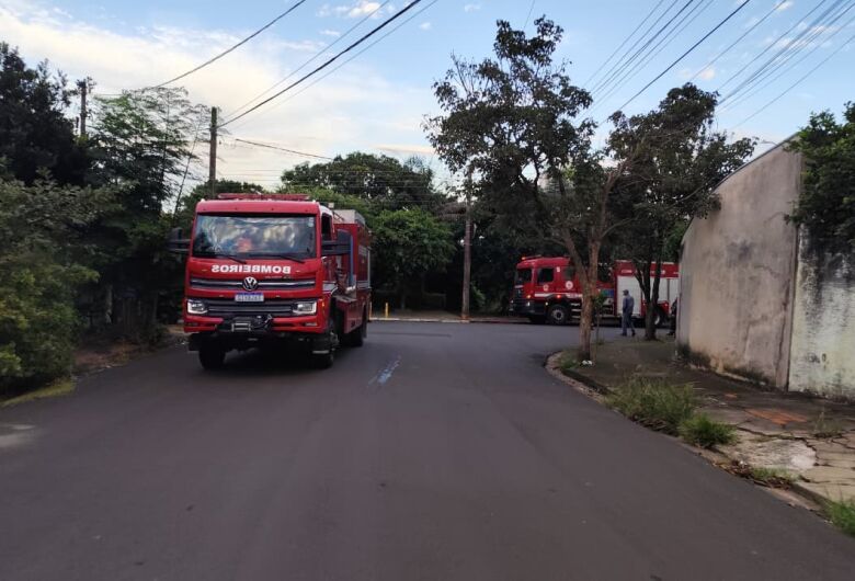 Princípio de incêndio em residência mobiliza equipes no Jardim Cardinali