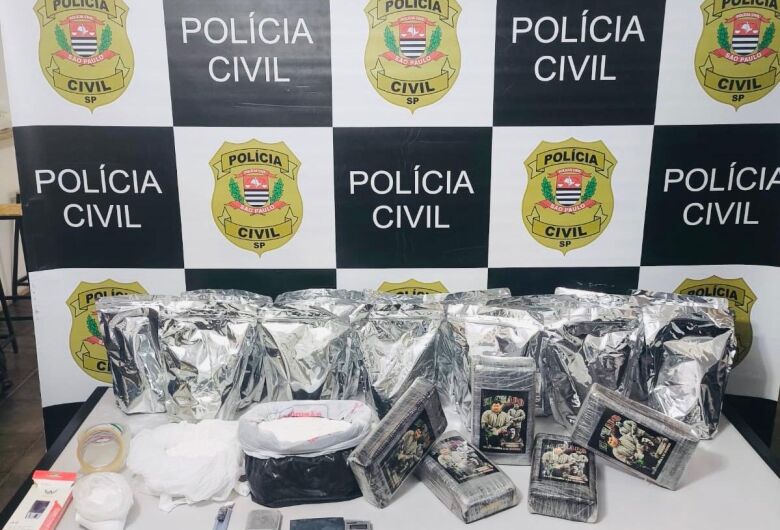 Polícia Civil apreende mais de 23 quilos de cocaína e prende mulher por tráfico em São Carlos