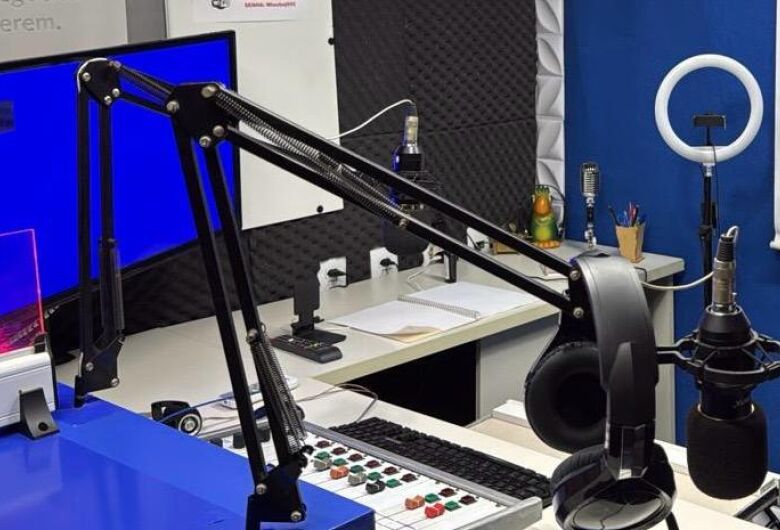 Polícia Federal fecha rádio pirata durante operação com apoio da Anatel