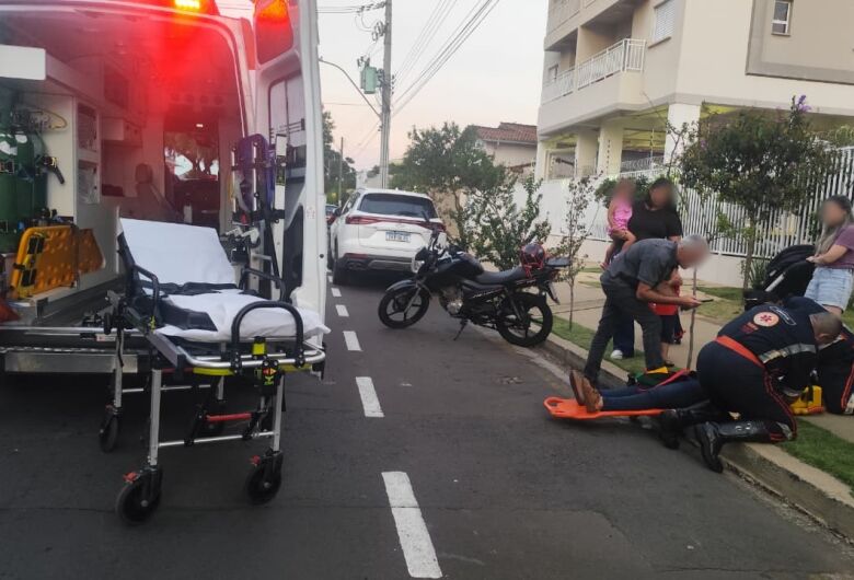 Motociclista fica ferida após colisão com carro na Vila Prado