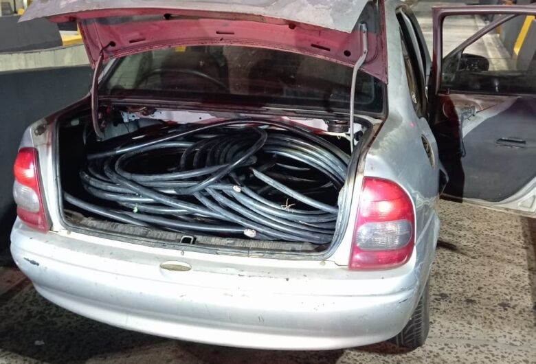 Quatro suspeitos de São Carlos são detidos após furto de fiação em Porto Ferreira