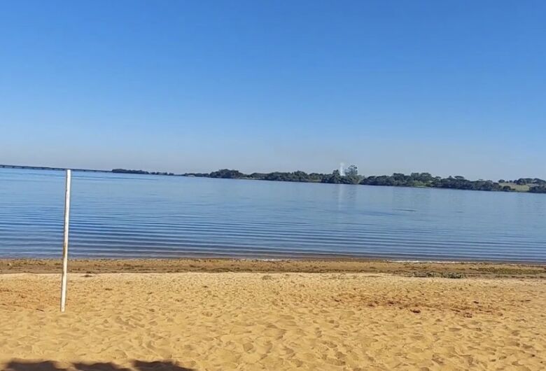 Turismo em alta: praia de água doce atrai visitantes no interior de São Paulo
