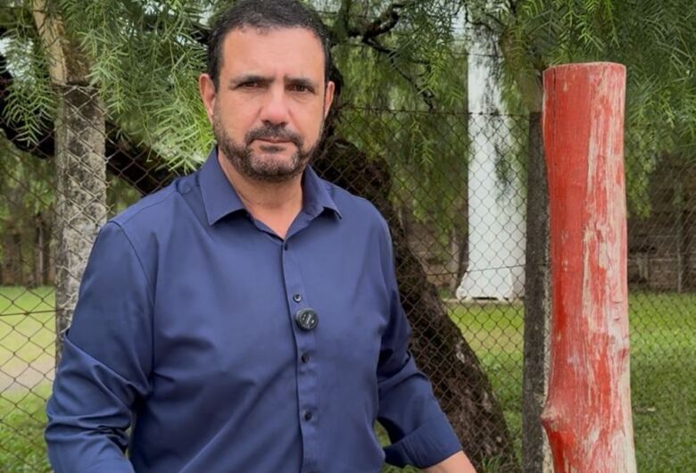 Jùlio Cesar propõe programa "Adote um Ponto" em São Carlos