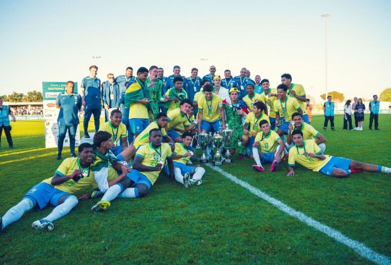 Sob o comando do são-carlense Dalla Déa, Seleção Brasileira é tricampeã do Torneio de Montaigu