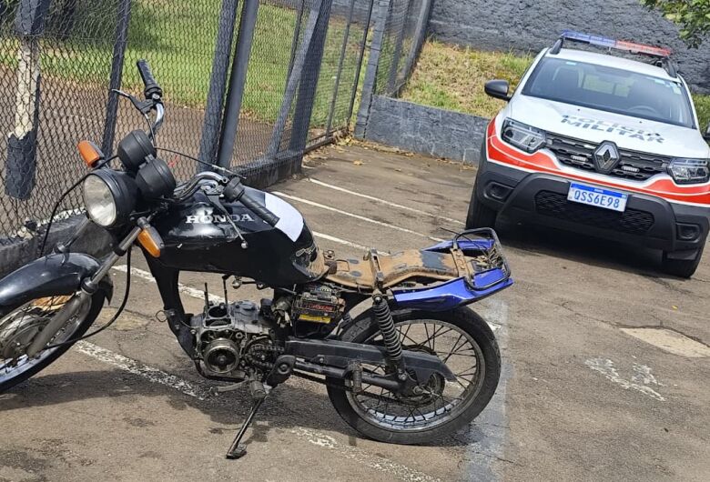 Moto de origem suspeita é apreendida no Jardim dos Coqueiros
