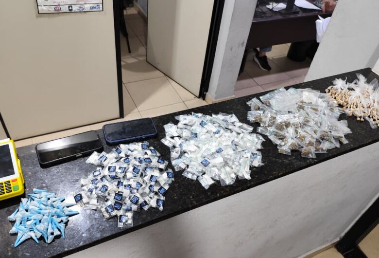 Operação Impacto: Força Tática e ROCAM prendem jovem por tráfico no CDHU