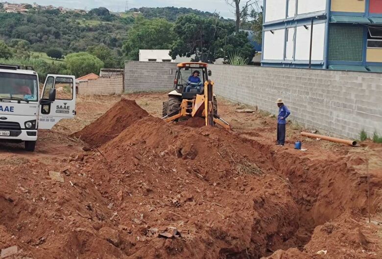 SAAE conclui obra em área crítica e substitui 130 metros de coletor de esgoto no Cidade Aracy