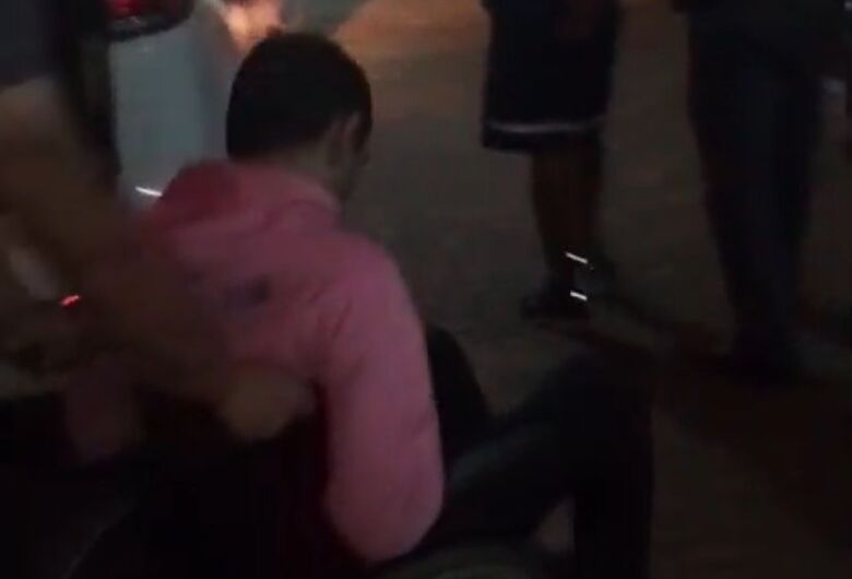 Cadeirante de São Carlos suspeito de série de furtos é detido pela PM com comparsas na região