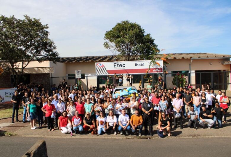 Etec de Ibaté celebra o legado de Paulo Freire com recorde de solidariedade e amor ao próximo