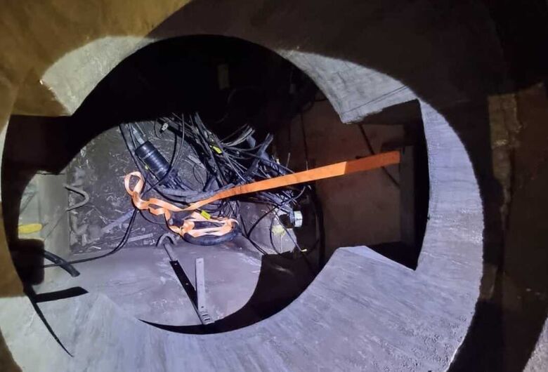 Furto de fios de telefonia termina com um detido em Ibaté